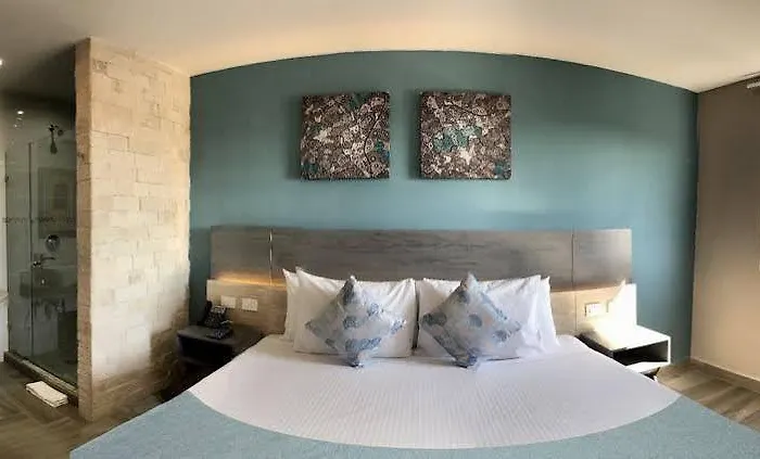 Hotel Illusion Xpress Downtown Playa 4*
