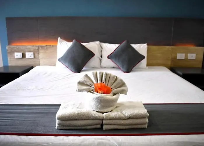 Illusion Xpress Downtown Playa Hotel