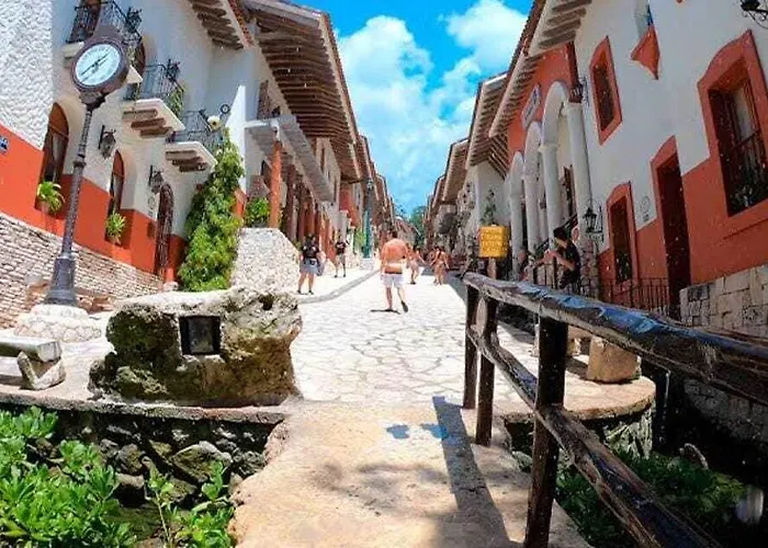 Illusion Xpress Downtown Playa 4*